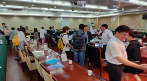 Jingtai Glass Public Welfare Service Recruitment in Action